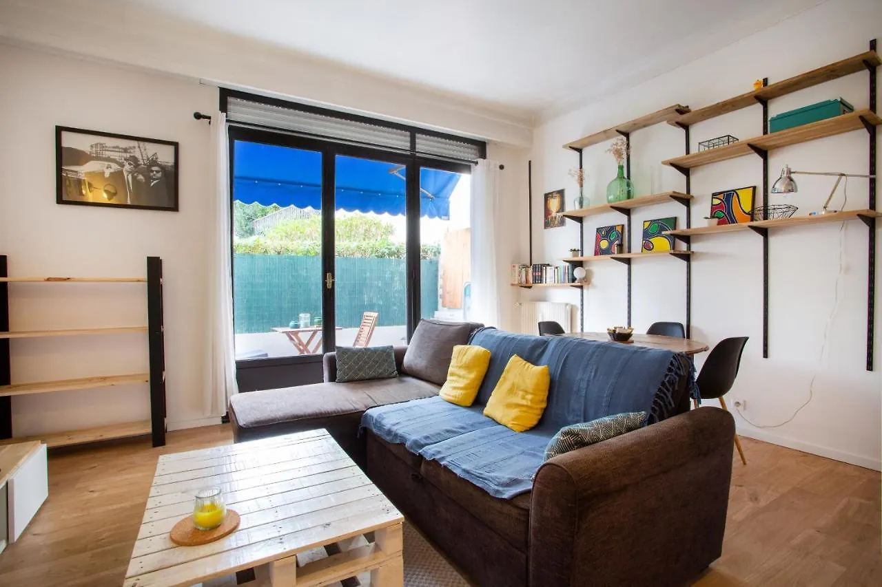 Apartment 10 Minutes From The Tram And The Sea Nice